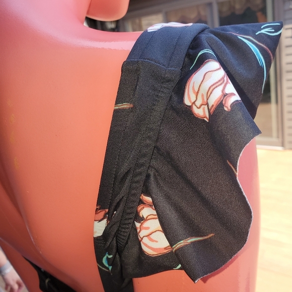 One piece bathing suit - Picture 5 of 5